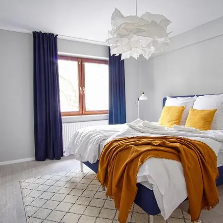 Homefy Family - 4 People - Free Parking - 2x Smarttvs Apartment *
